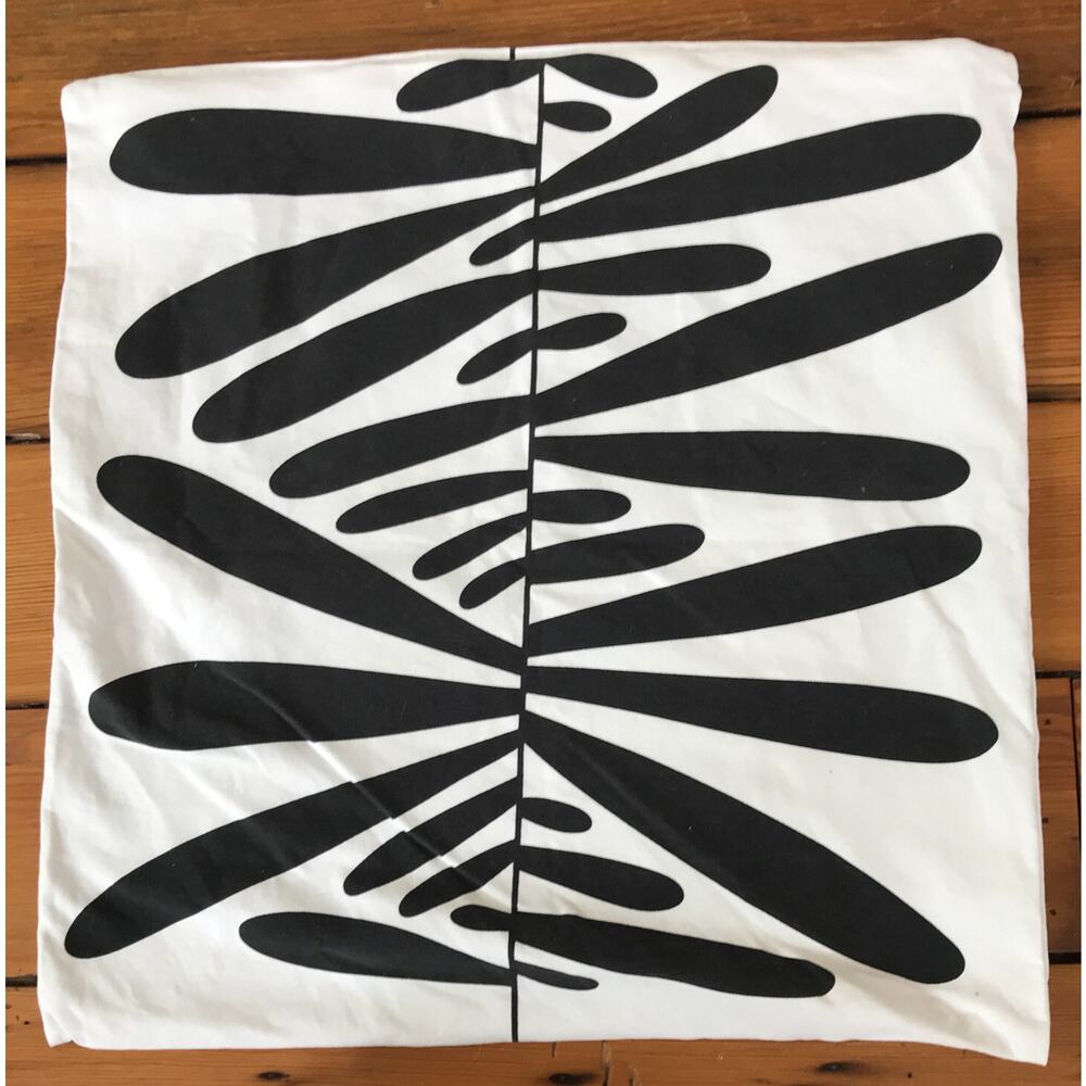 Ikea Majsmott Black White Patterned Cotton Zip Throw Pillow Case Cover 20"x20"